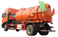camion-citerne aspirateur d'aspiration d'eaux usées sous vide 4x2 8m3 ISuzu