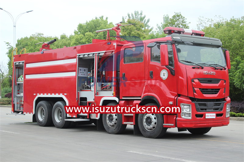 Giga de camion de pompiers Isuzu