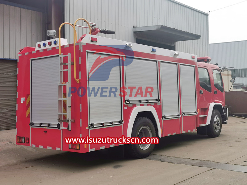camion de pompiers isuzu FTR