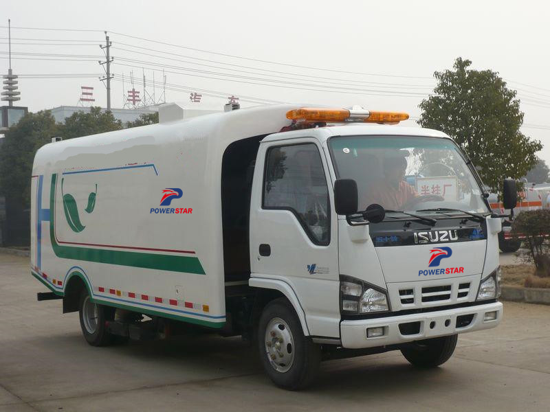 Isuzu trucks sec aspirateur balayeuse Road Sweeper camion faite par camions Powerstar