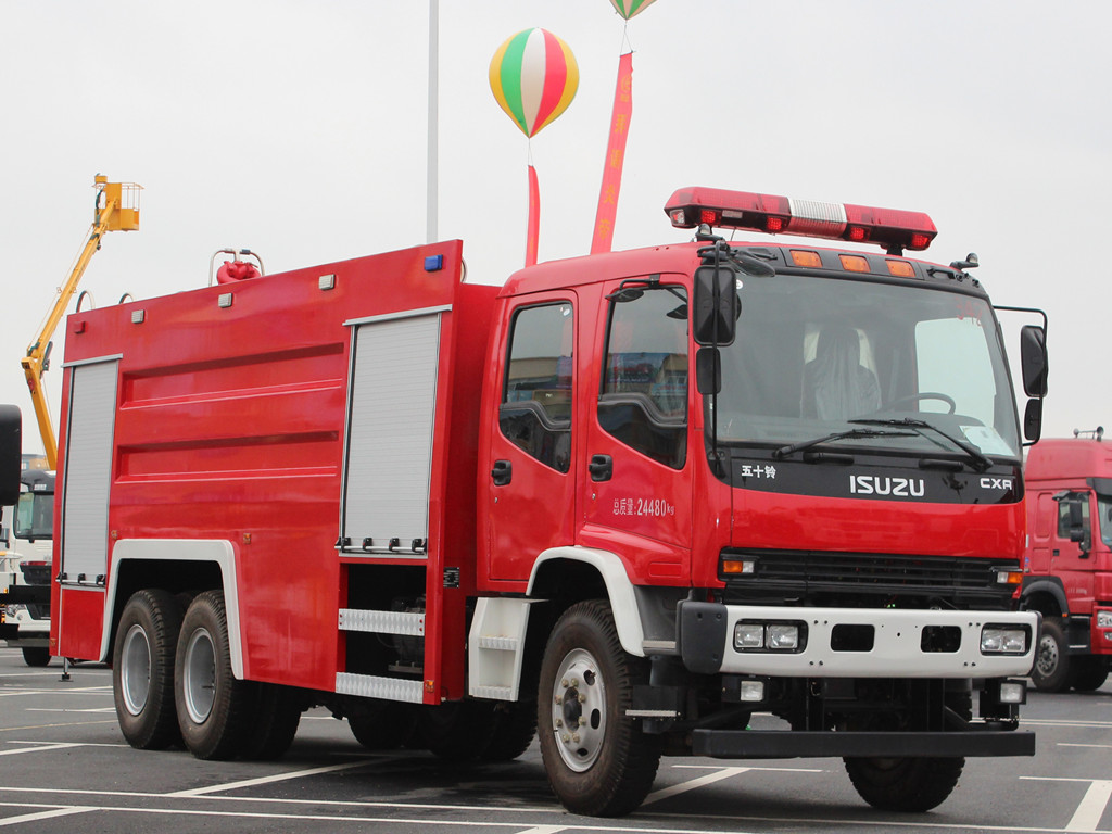 10,000L Foam Fire Vehicle ISUZU