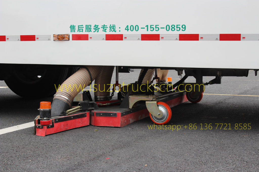 ISUZU Vacuum Truck Mounted Road Sweeper specifications and pictures