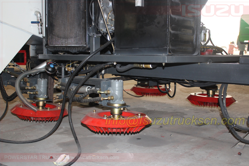 Brush disc structure for road sweeper truck pictures