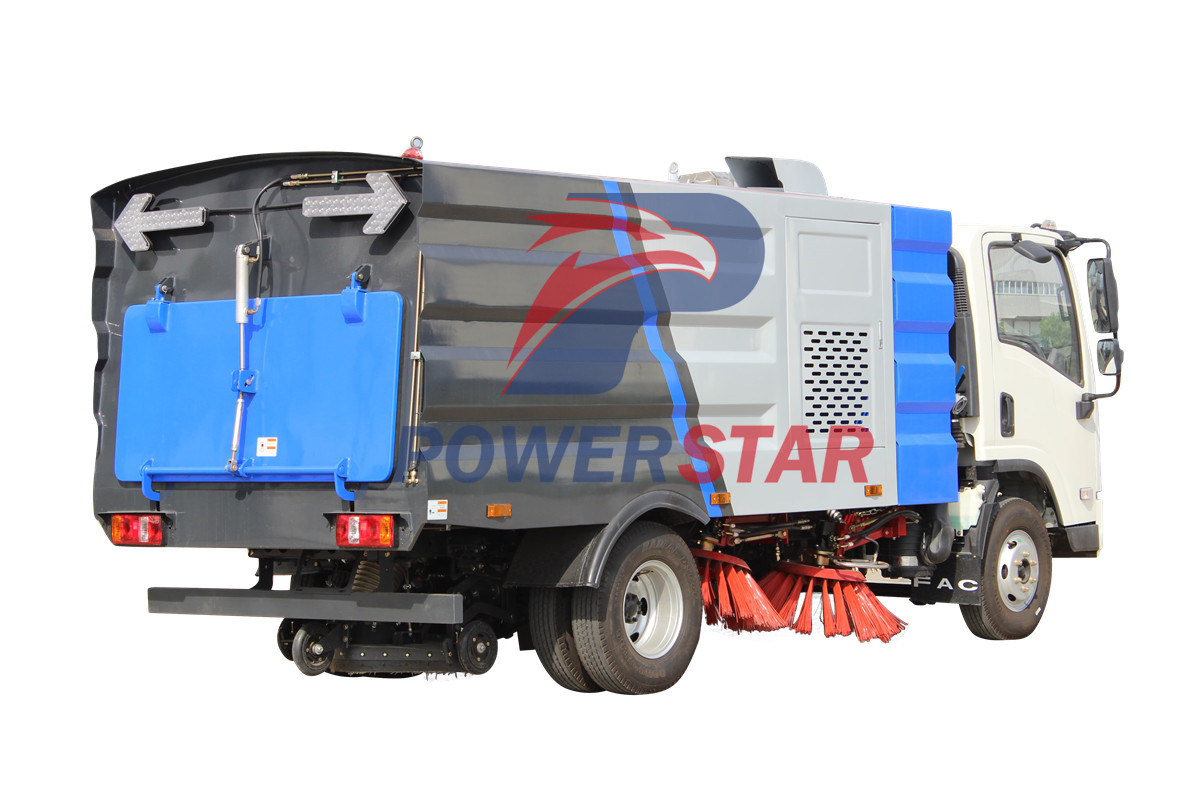 picture for High efficiency Vacuum Sweeper Truck Isuzu 3m3