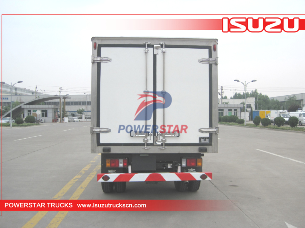 ISUZU 3 Ton Refrigerated Truck with cooling system Freezer