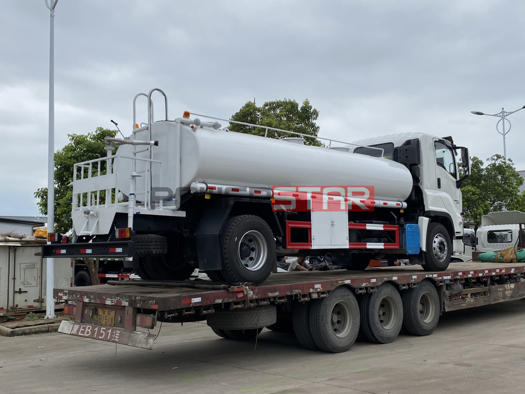 Camion de réservoir d'eau potable d'acier inoxydable d'ISUZU GIGA VC61 6UZ1-TCG50 380HP