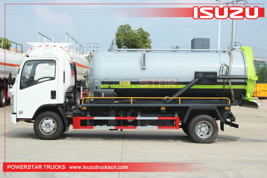 Camion de réservoir d'aspiration d'eaux d'égout de nettoyage septique de vide des Philippines ISUZU ELF 700P