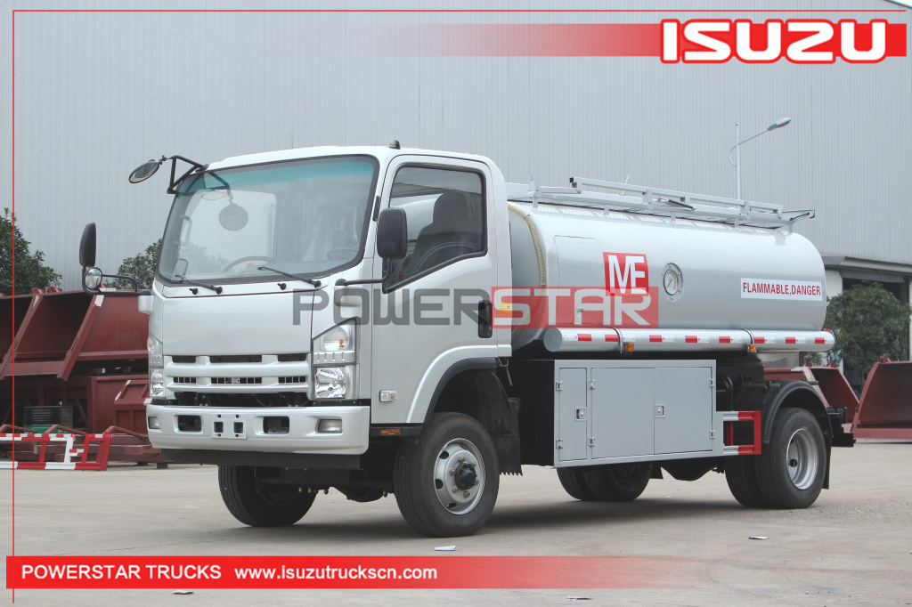 Camion de réservoir de carburant d'essence des Philippines ISUZU ELF 700P 4WD 4X4 avec le distributeur