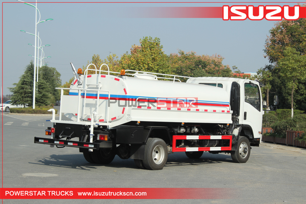 HAÏTI flambant neuf ISUZU 4X4 AWD Camion d'eau potable en acier inoxydable Bowner d'eau potable
