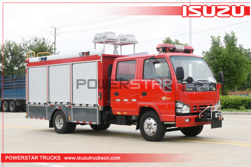 Djibouti Camion de pompiers réservoir d'eau ISUZU Foam véhicule de pompiers à vendre