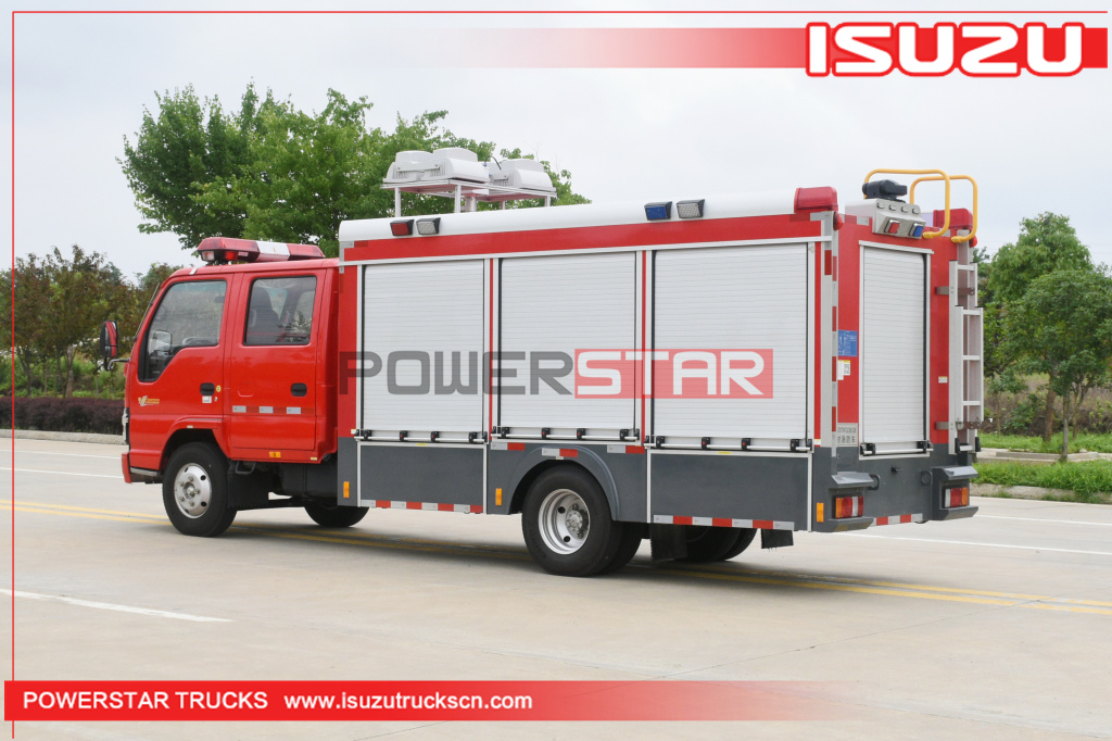 Djibouti Camion de pompiers réservoir d'eau ISUZU Foam véhicule de pompiers à vendre