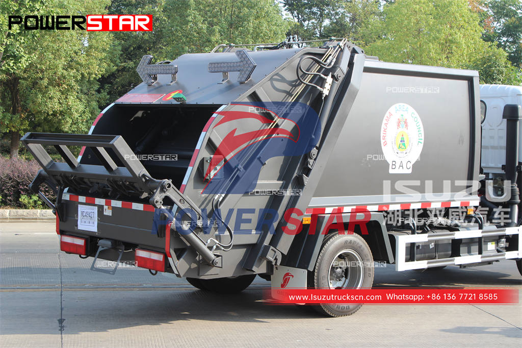 ISUZU 6 wheeler 8CBM garbage compactor truck for sale