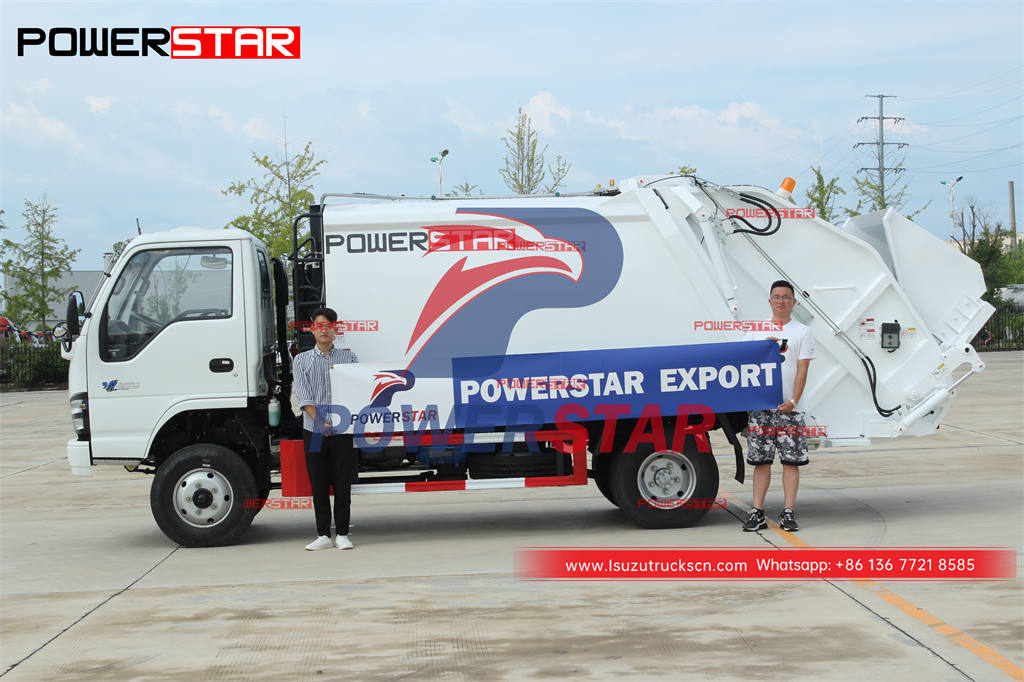 ISUZU 600P tout-terrain AWD 130HP compacteur de déchets turck pour les Philippines