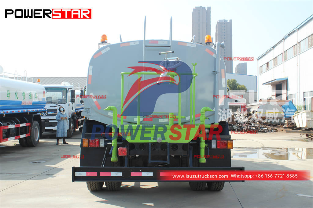 Camion de livraison d'eau potable en acier inoxydable ISUZU FTR 4 × 4 AWD au meilleur prix à vendre