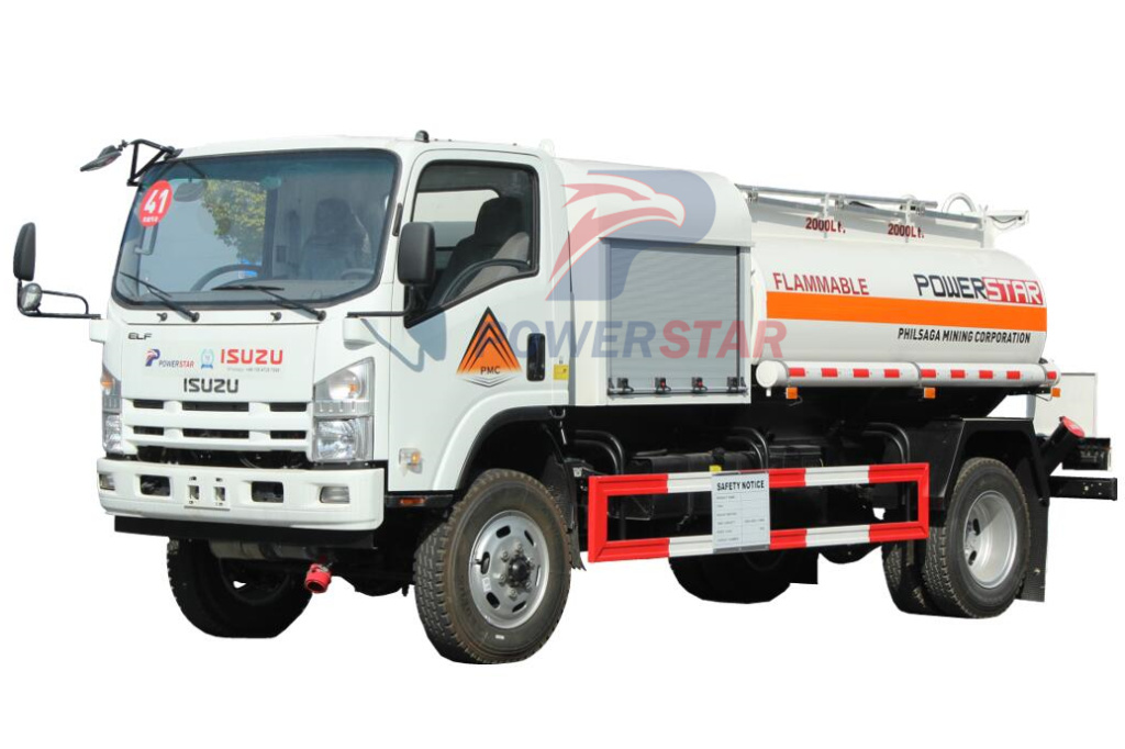 Philippines Isuzu NPR/700P 4X4 4 000 L AWD camions-citernes de livraison de carburant hors route Bowser