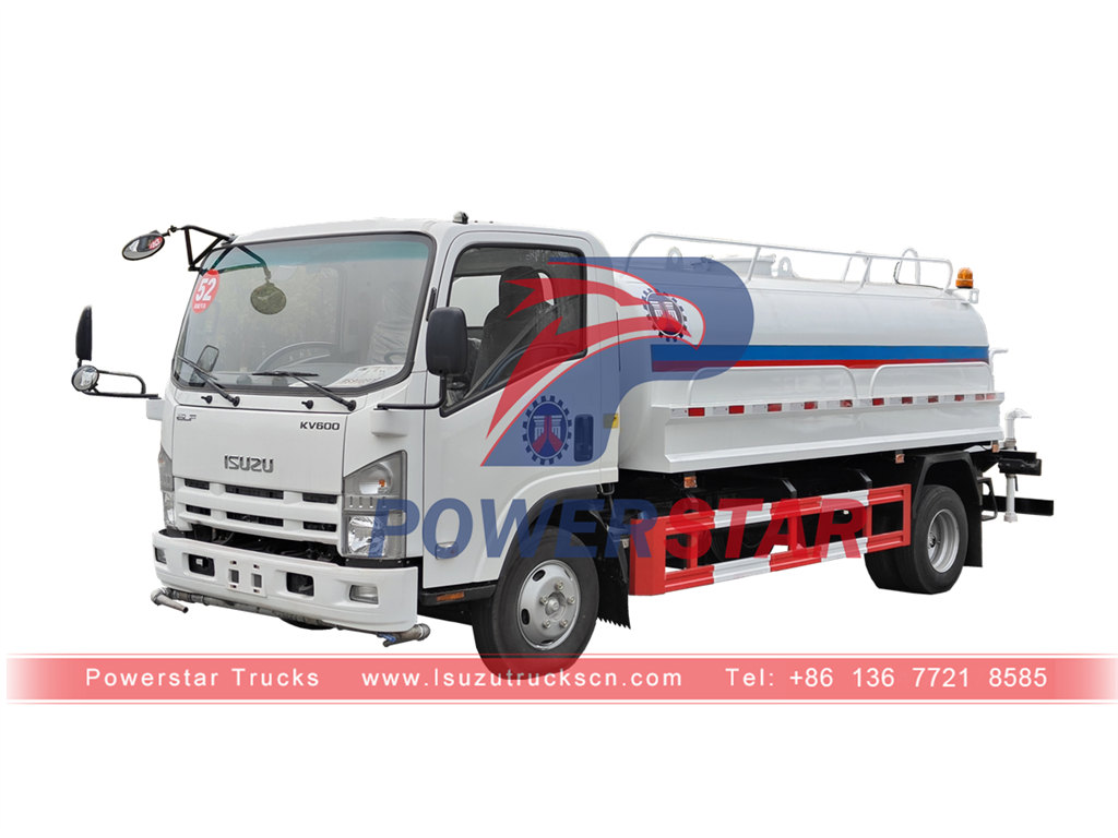 Camion d'arrosage d'eau ISUZU 4 × 2 7CBM en vente