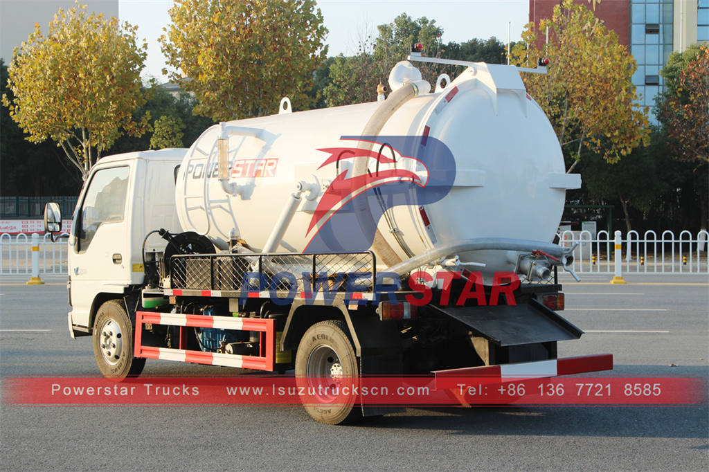 Petit camion-citerne d'eaux usées ISUZU NKR 130HP avec pompe Italie MORO