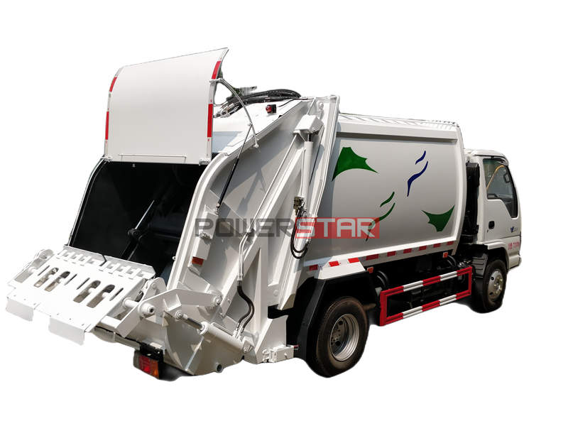 Camion compacteur de déchets Isuzu 600P