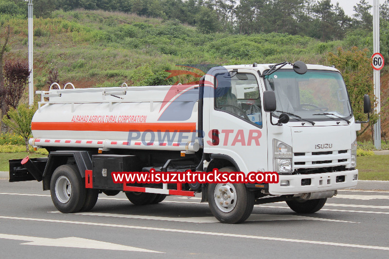 Exportation de camions-citernes de carburant mobiles ISUZU vers l'Afrique