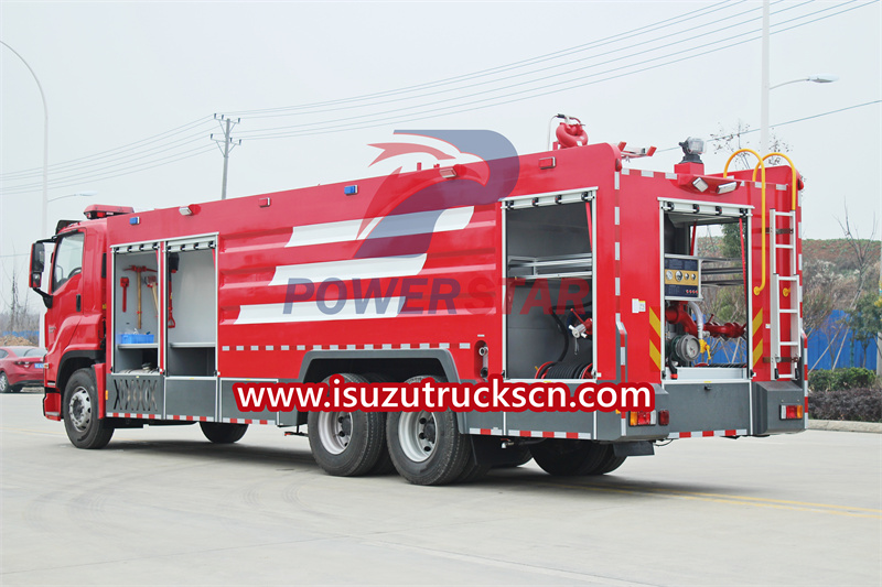 Camion de pompier Isuzu GIGA