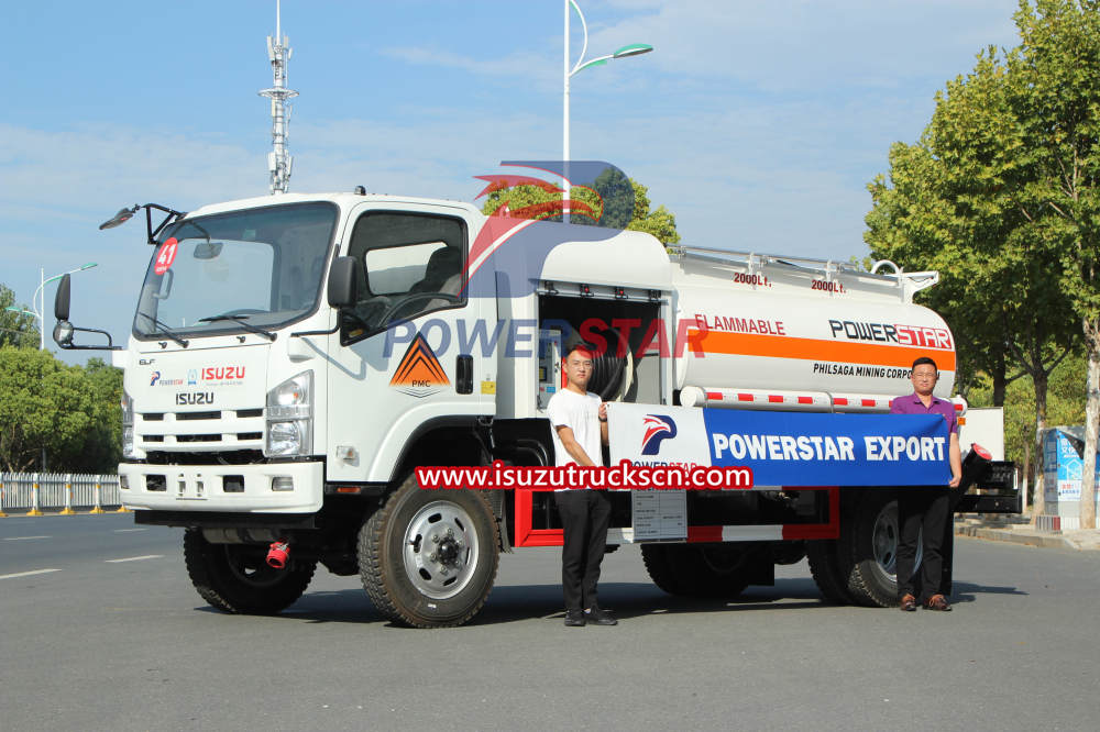 Isuzu 4x4 hors route camion-citerne de livraison d'essence diesel