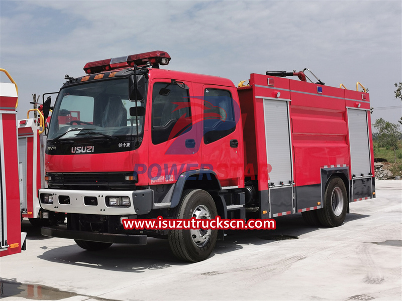 camion de pompiers isuzu FVR