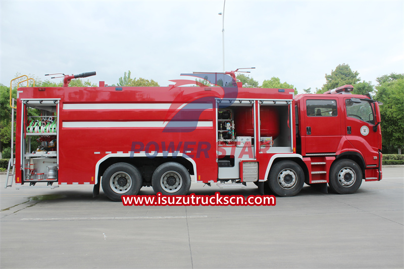 Camion de pompiers Isuzu Giga