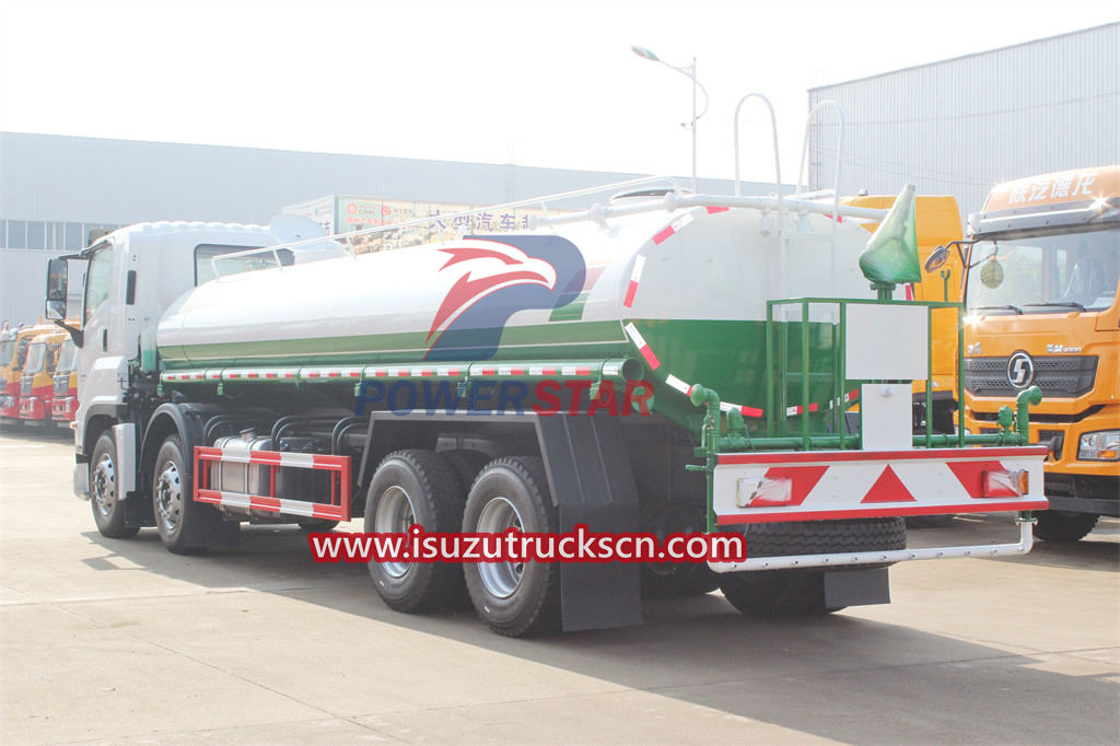 Camion d'arrosage de rue de 25 tonnes Giga Isuzu 420hp