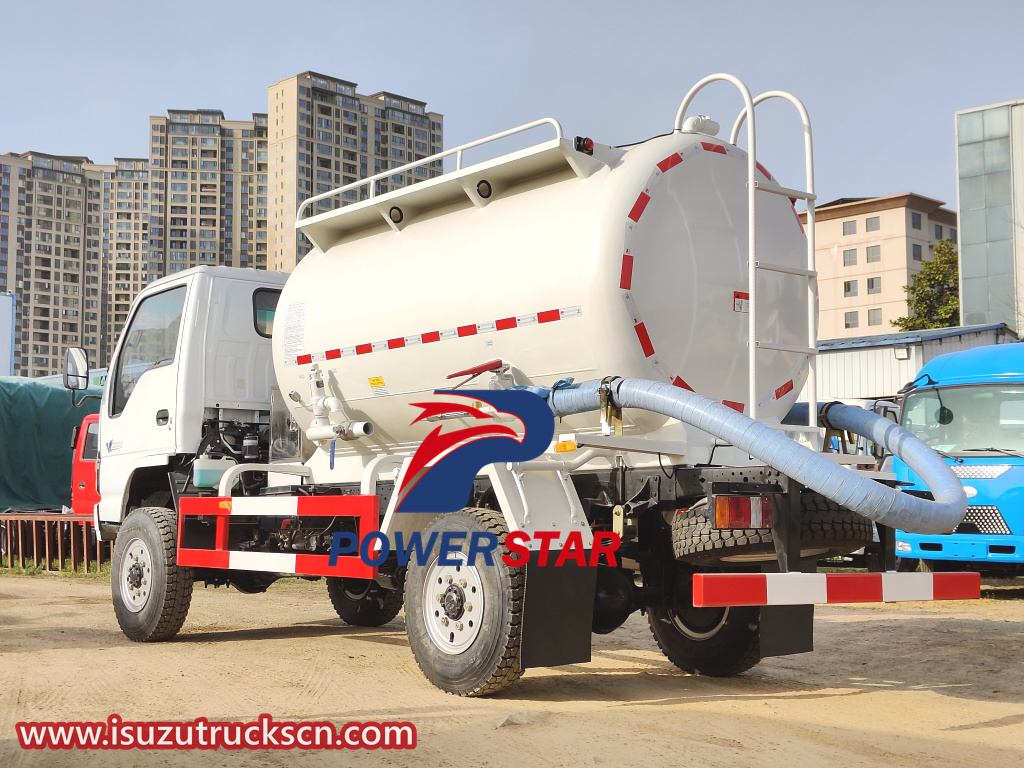 Isuzu 4 roues 4x4 camions d'aspiration sous vide spécifications photos et prix