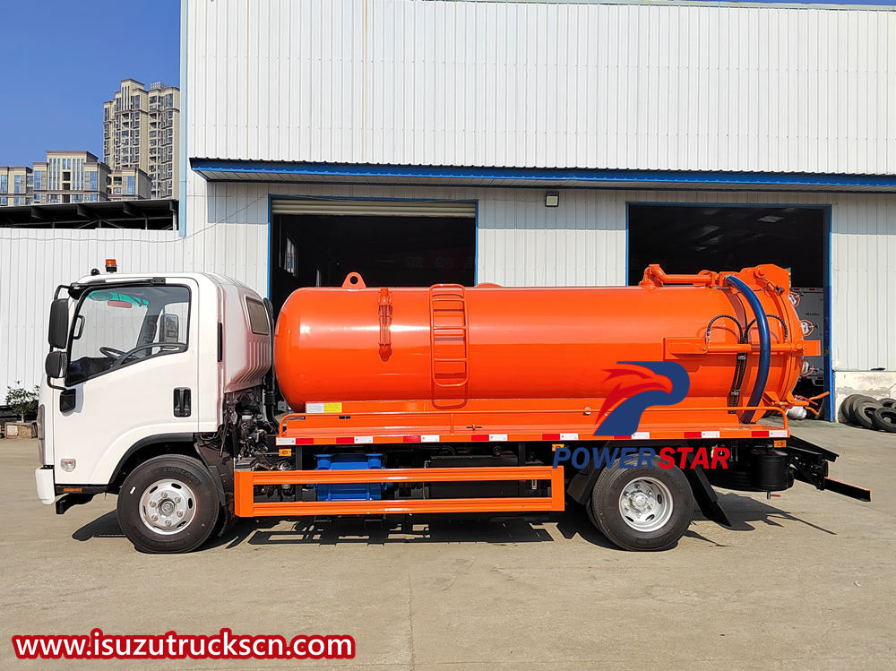 Camion d'aspiration des eaux usées sous vide Isuzu