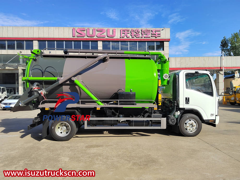 Camion pompe septique Isuzu