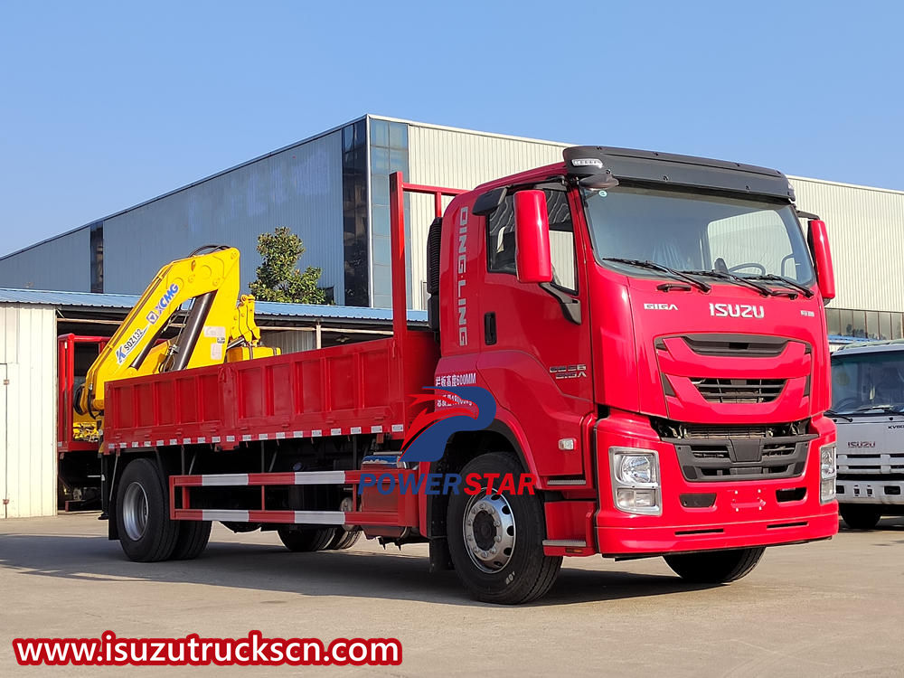 Grue montée sur camion Isuzu