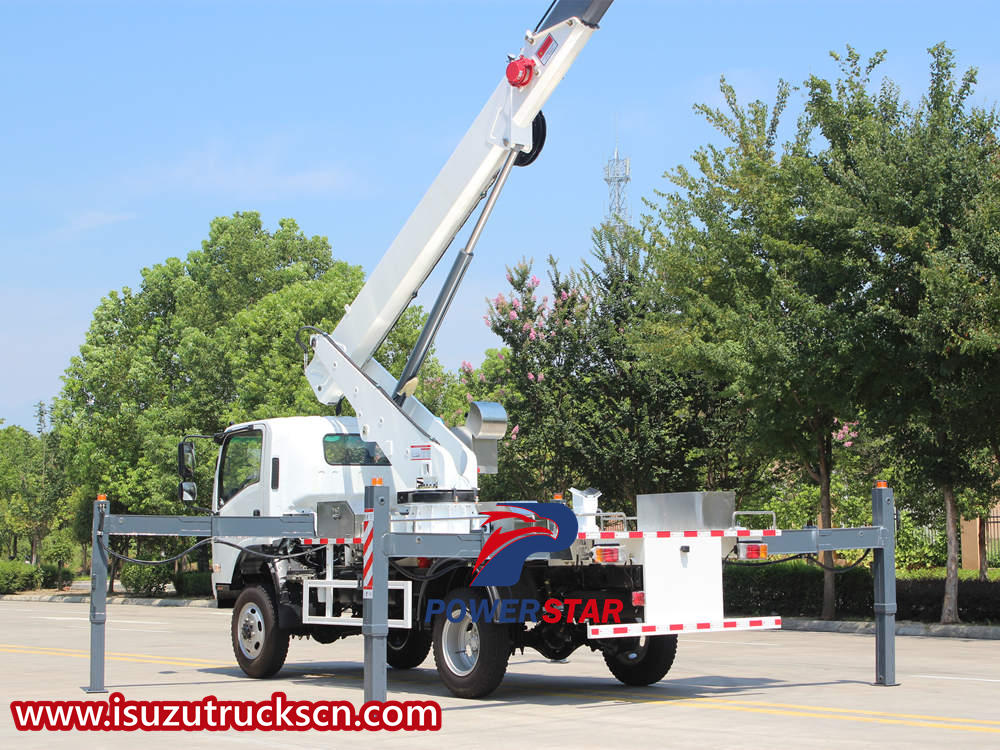 Isuzu lifting platform truck