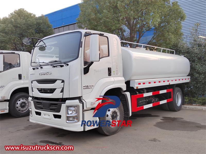 Camion citerne d'eau potable Isuzu FTR GIGA 4x2