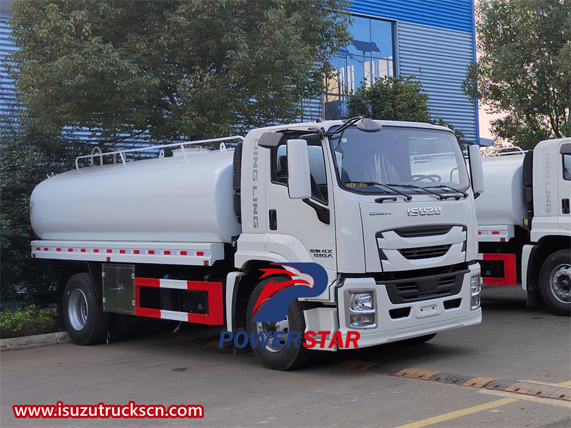 Camion eau potable Isuzu FTR GIGA 4x2 120000L