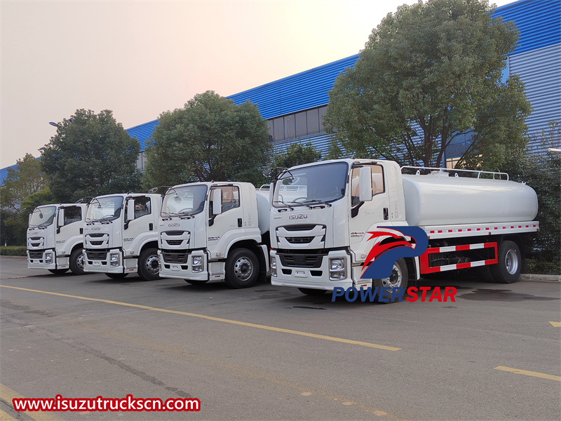 Camion de service d'eau potable Isuzu GIGA