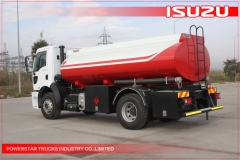 LE réservoir d'huile la féline de vente 10000L FTR camion 4 x 2 Isuzu liquide pétrolier pour stations-service