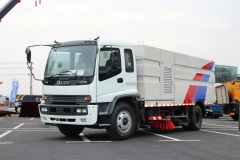 Japonais Europe Isuzu camion Heavy Duty aéroport vide Road Sweeper camion