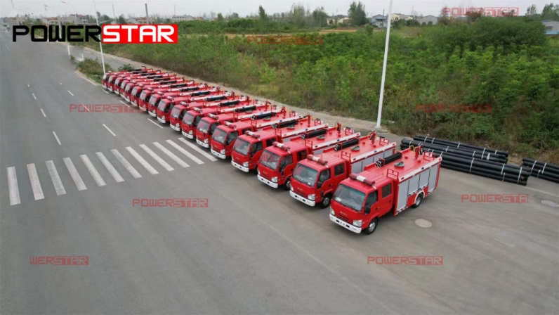 New customized 2,000 L water foam fire fighting truck mounted Japanese Chassis for Fire-fighting at emergency.