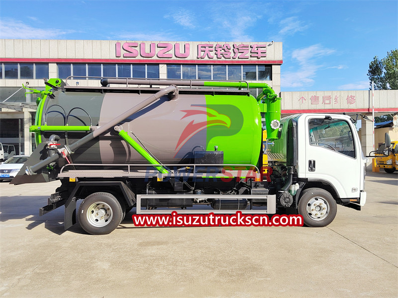 ISUZU NPR 8000 liters vacuum tank truck