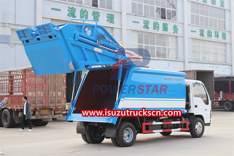 ISUZU NKR 8CBM waste compactor truck for sale
