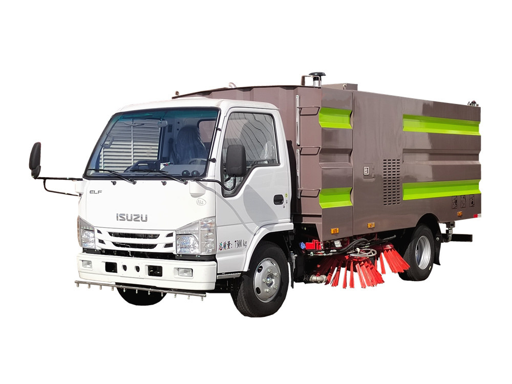 ISUZU NKR street cleaning truck 5CBM