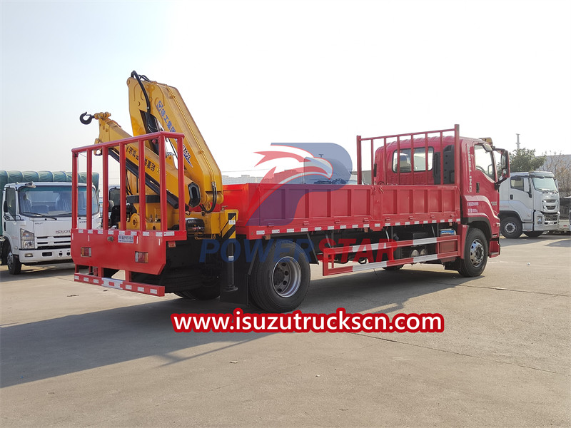 ISUZU truck mounted articulated crane XCMG