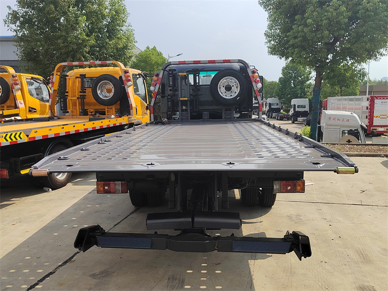 ISUZU NPR 5tons truck mounted flatbed wrecker