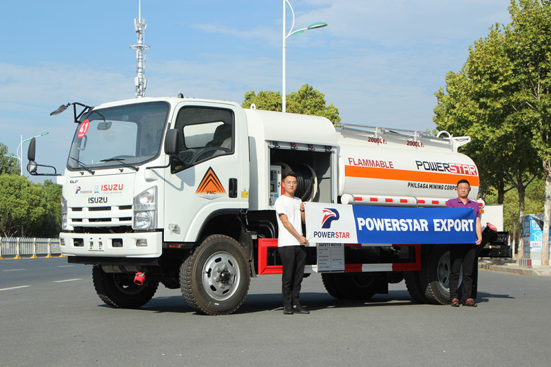ISUZU fuel tank truck 8000 liters