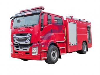 Isuzu GIGA 8000L fire fighting truck on sale