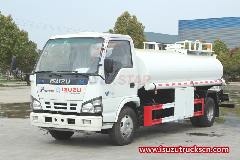 Test pour camion-citerne d'eau en acier inoxydable de qualité alimentaire ISUZU 600P/NKR 5000L
    
