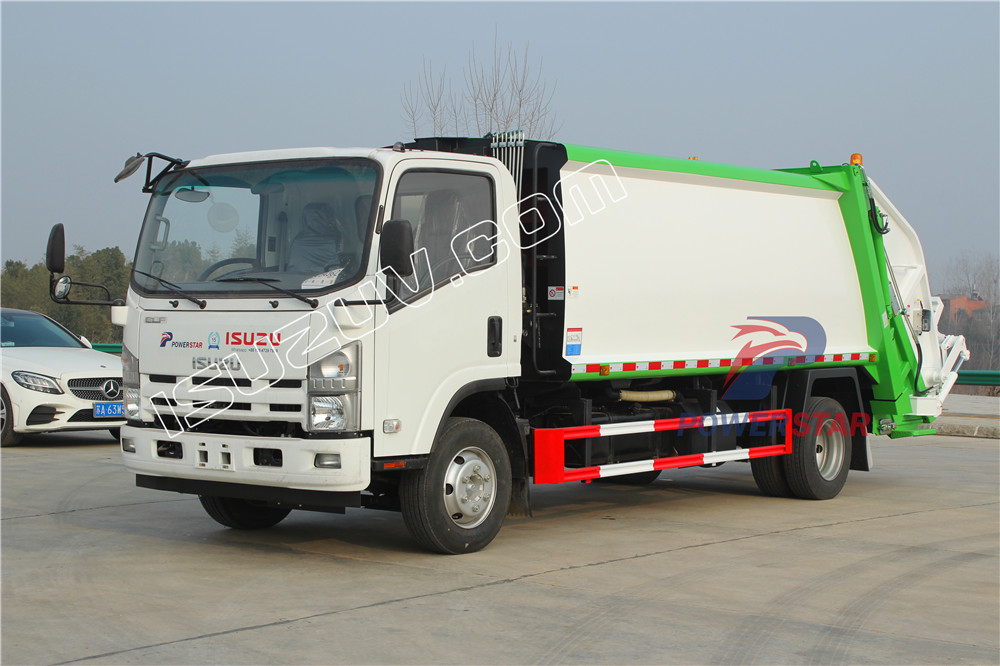 L'importance du système de trémie pour le camion compacteur de déchets isuzu