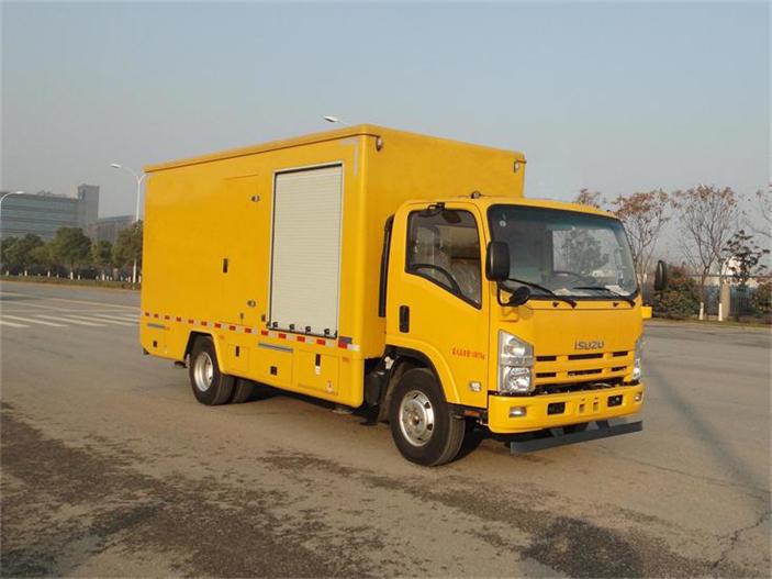  Isuzu 500 ~ 900KW Emergency Power Supply véhicule