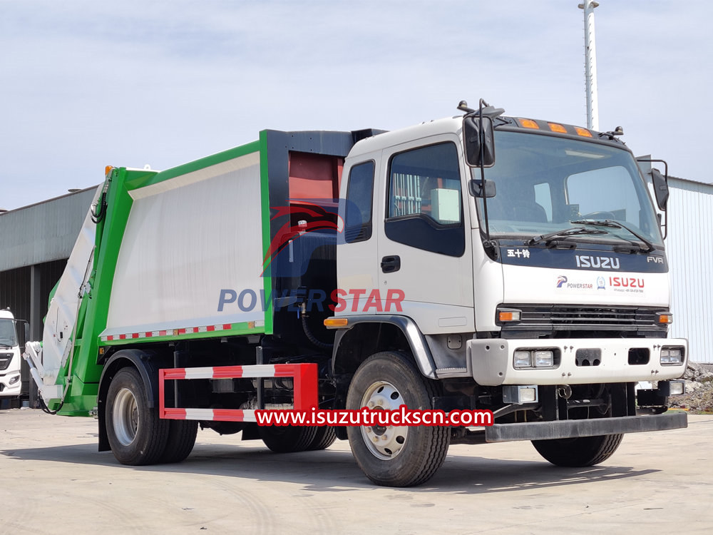 Comment remplacer les conduites d'huile hydraulique d'un camion compacteur arrière ?
    